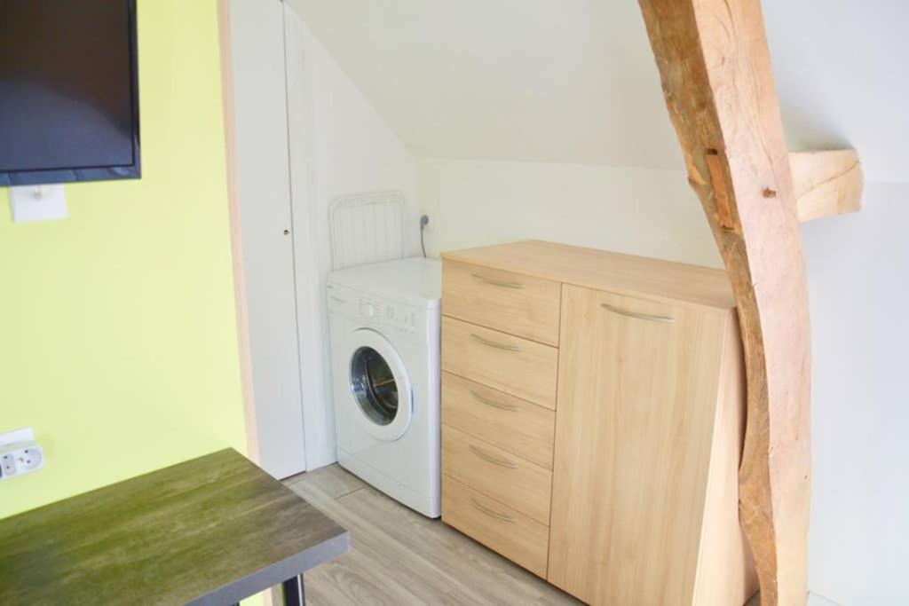 La Petite Maison Appartement 2 Avoine Esterno foto